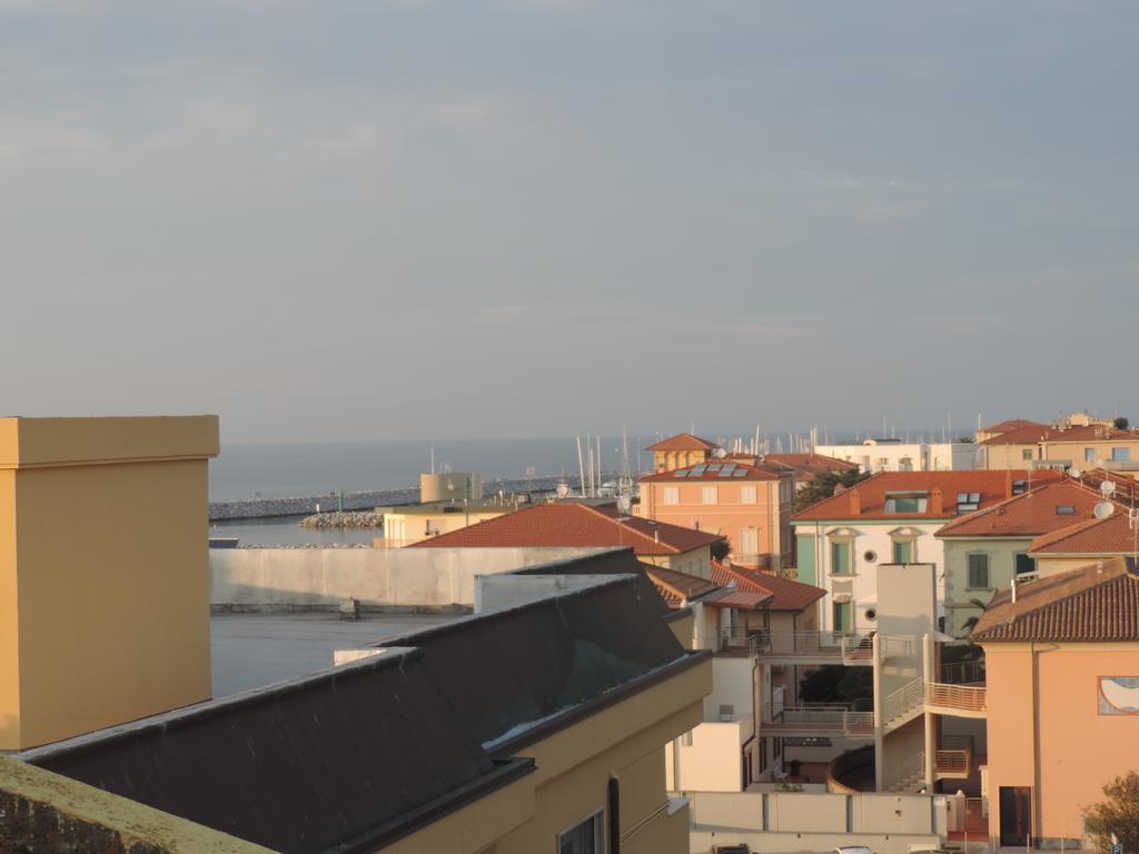 Noemi Apartment San Vincenzo Exterior photo